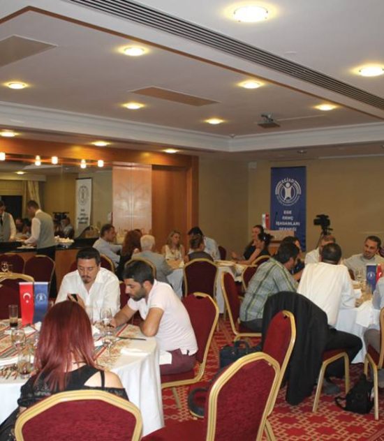 EGİAD, iftarda basın mensuplarıyla bir araya geldi